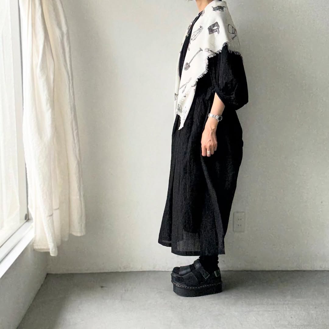 R&D.M.Co グレートグリーンサムガーゼショール