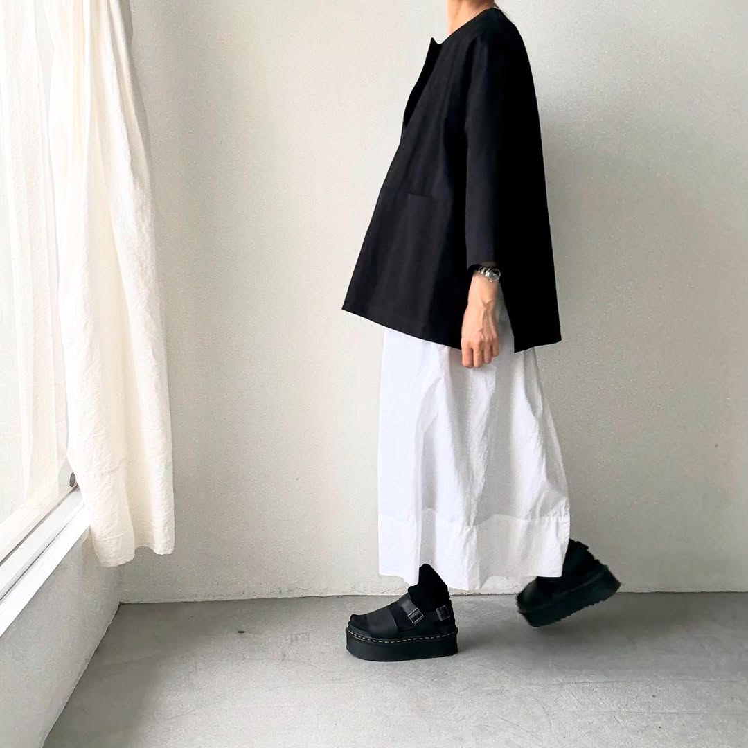 atelier d'antan Bouvetコットンプルオーバー ブラック