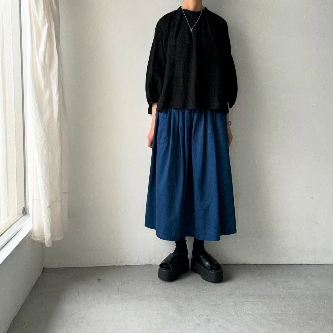 R&D.M.Co リネンヘンプスモックブラウス ブラック