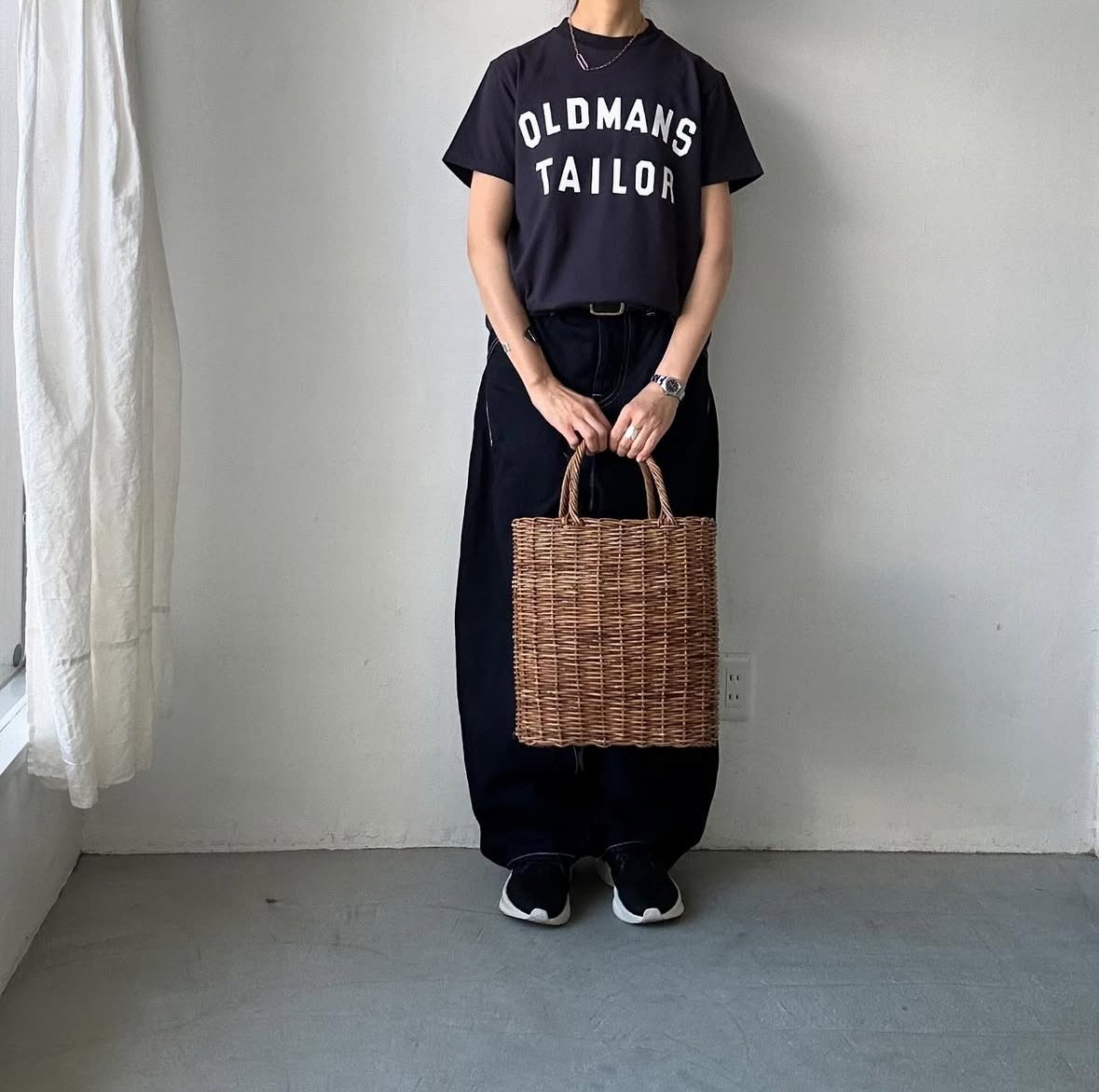 OLDMANS TAILOR OMTラバープリント半袖Tシャツ ネイビー