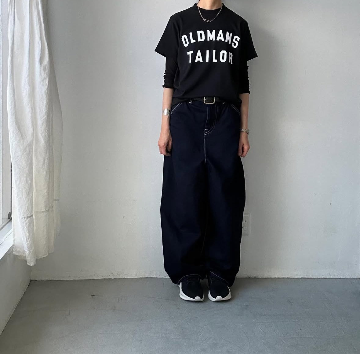 OLDMANS TAILOR OMTラバープリント半袖Tシャツ ブラック