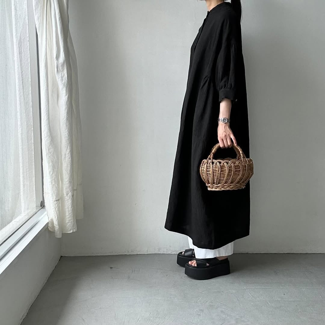 Linenya リネンスタンドカラーワンピース ブラック