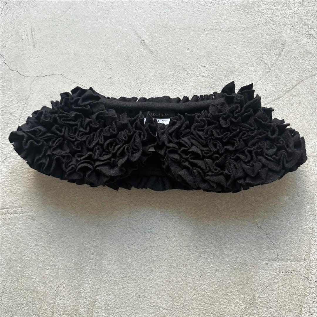 R&D.M.Co コットンウールフリルカラー