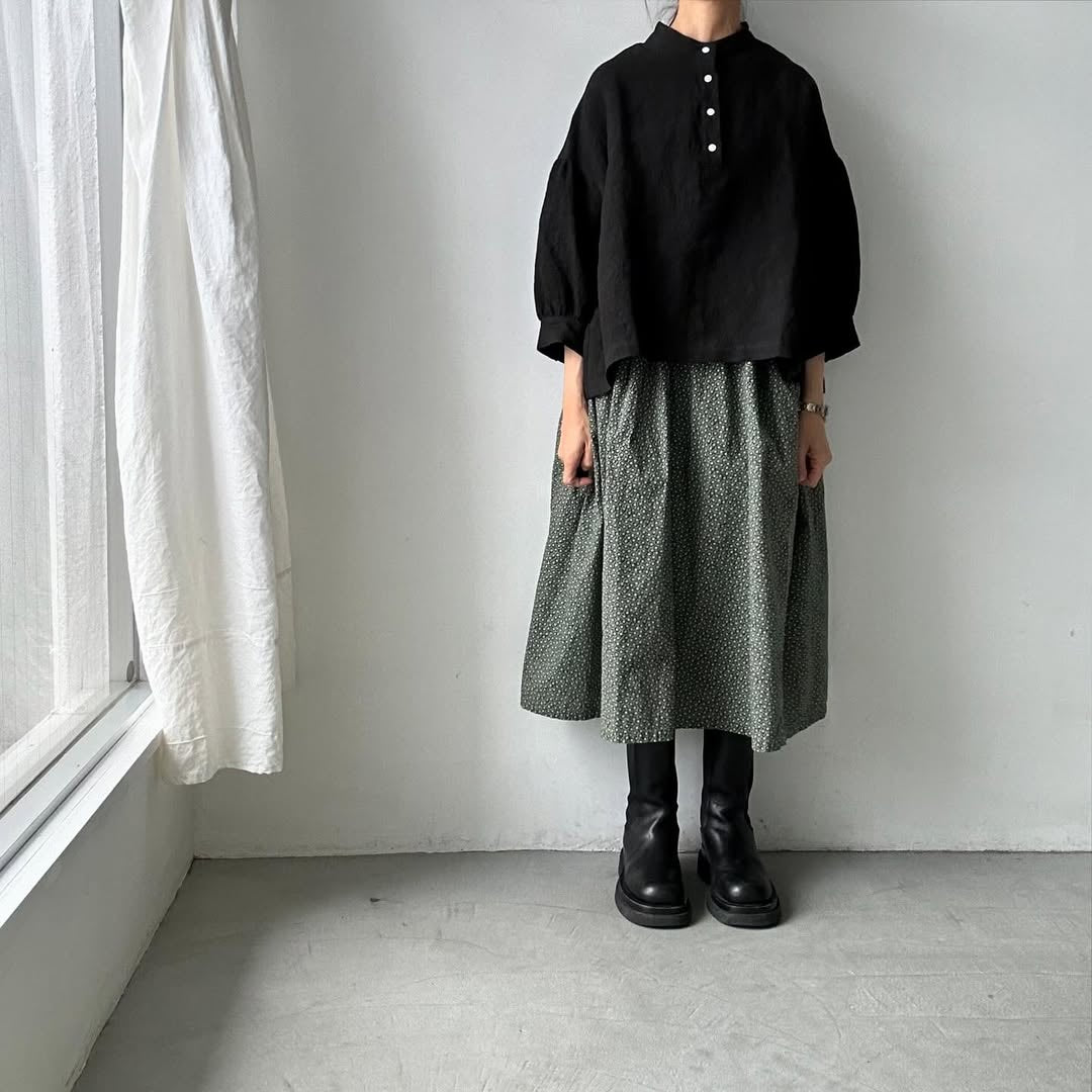 Linenya リネンスタンドカラーブラウス