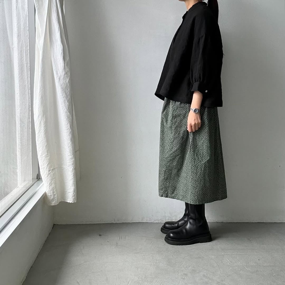 Linenya リネンスタンドカラーブラウス