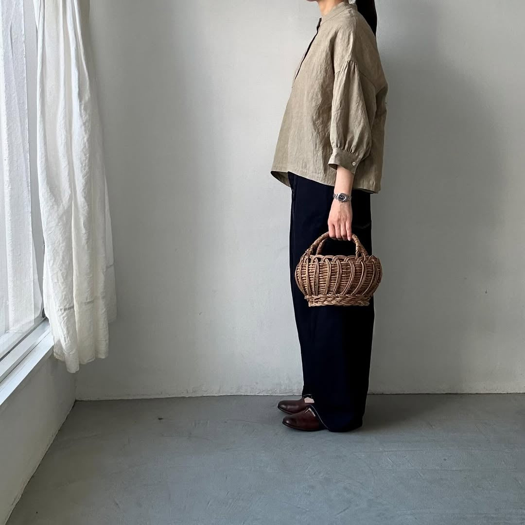 Linenya リネンスタンドカラーブラウス