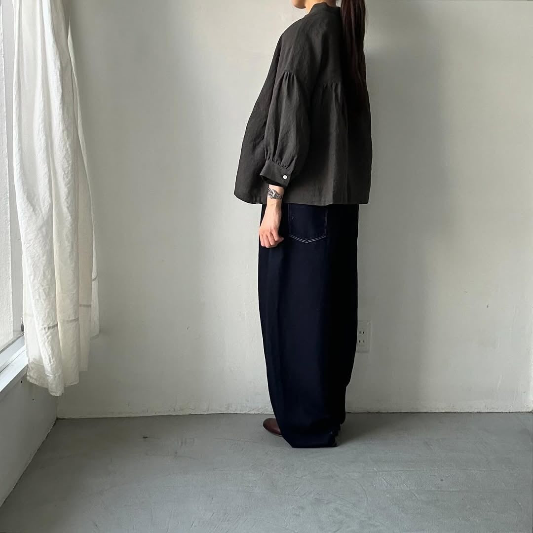 Linenya リネンスタンドカラーブラウス チャコール