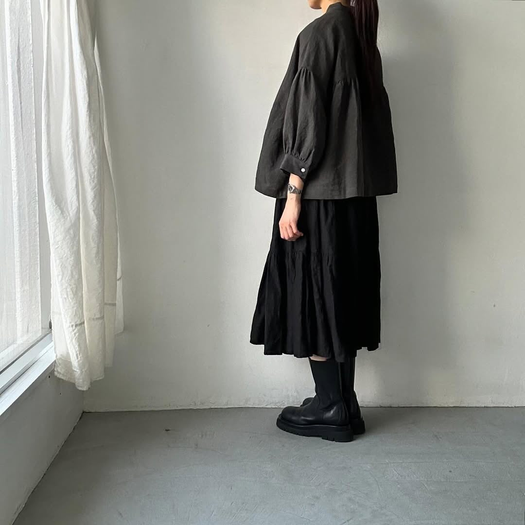 Linenya リネンスタンドカラーブラウス チャコール