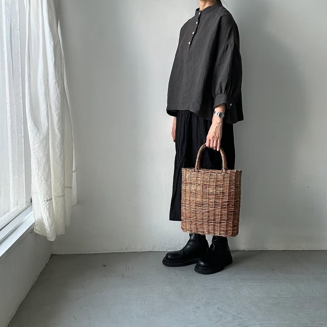 Linenya リネンスタンドカラーブラウス チャコール