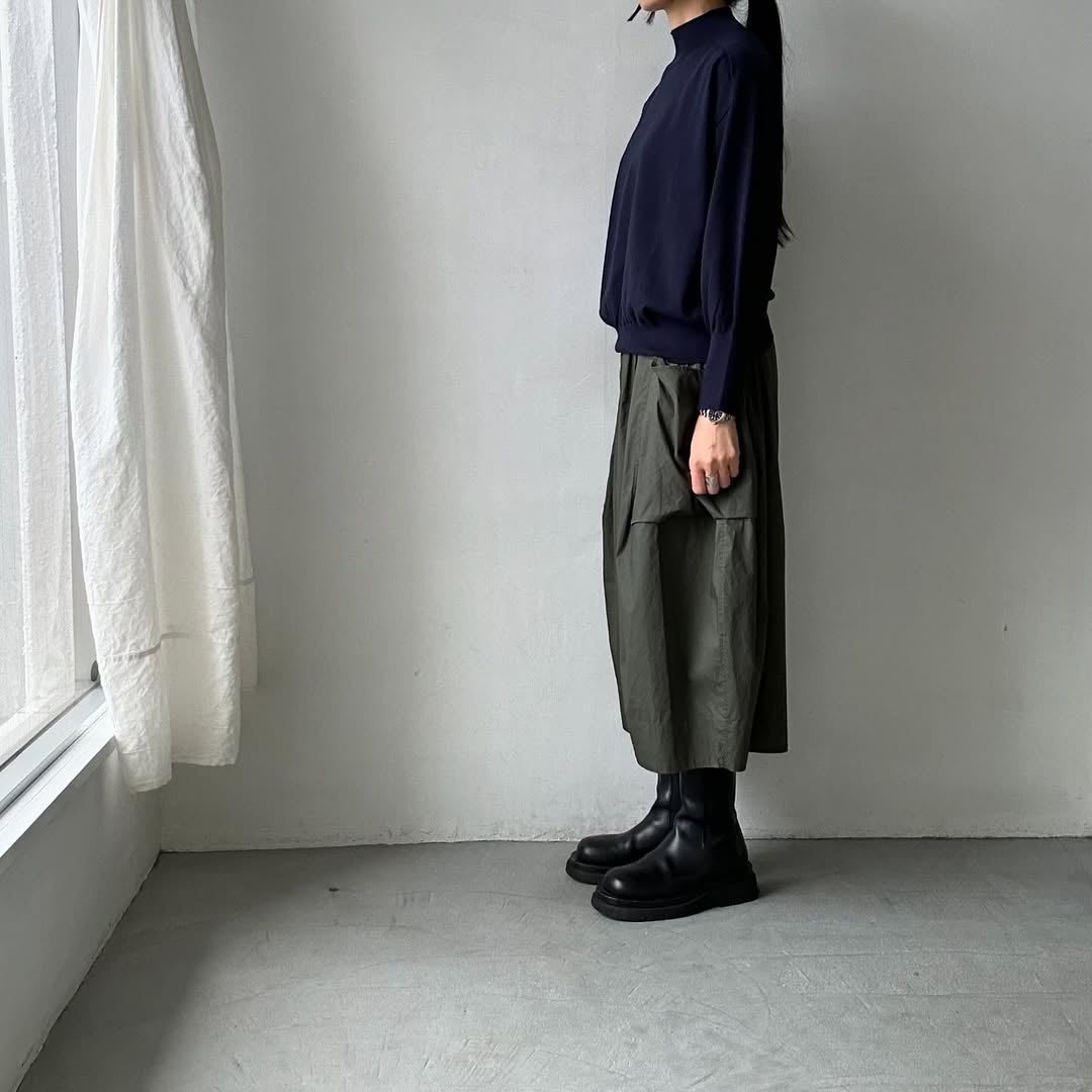 as it is.モックネックコットン長袖ニット