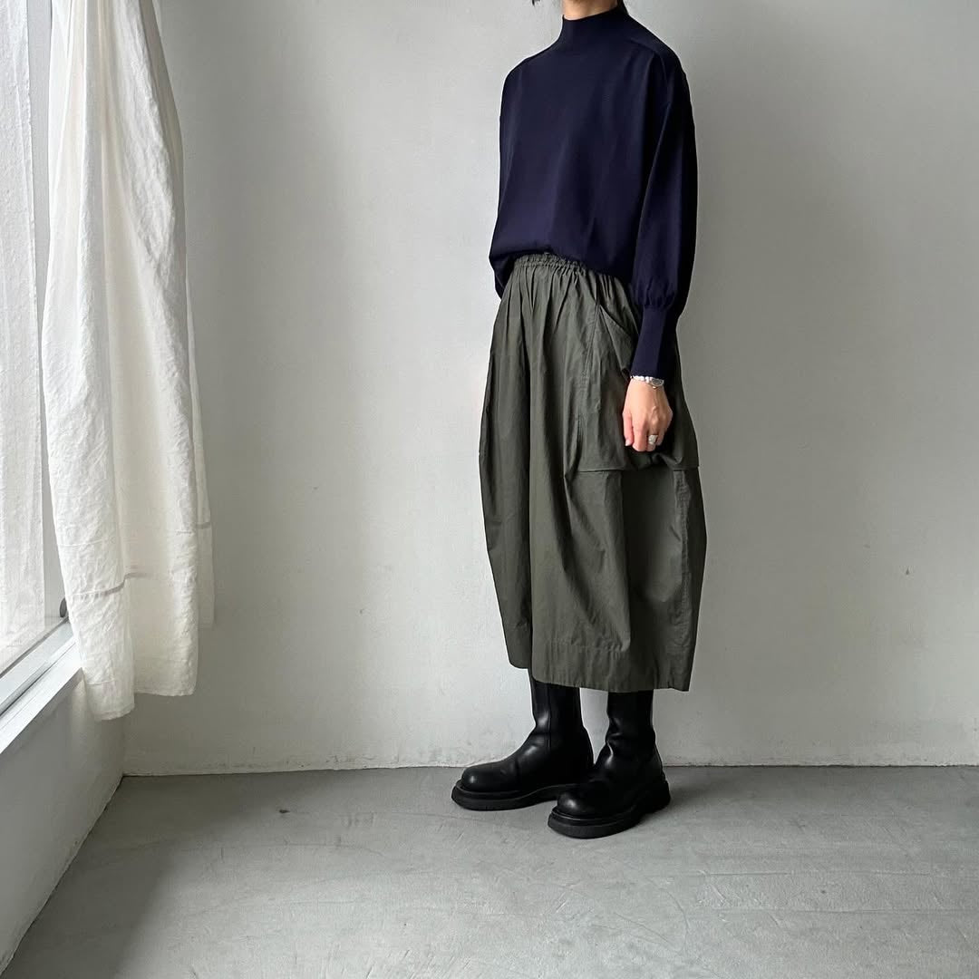 as it is.モックネックコットン長袖ニット