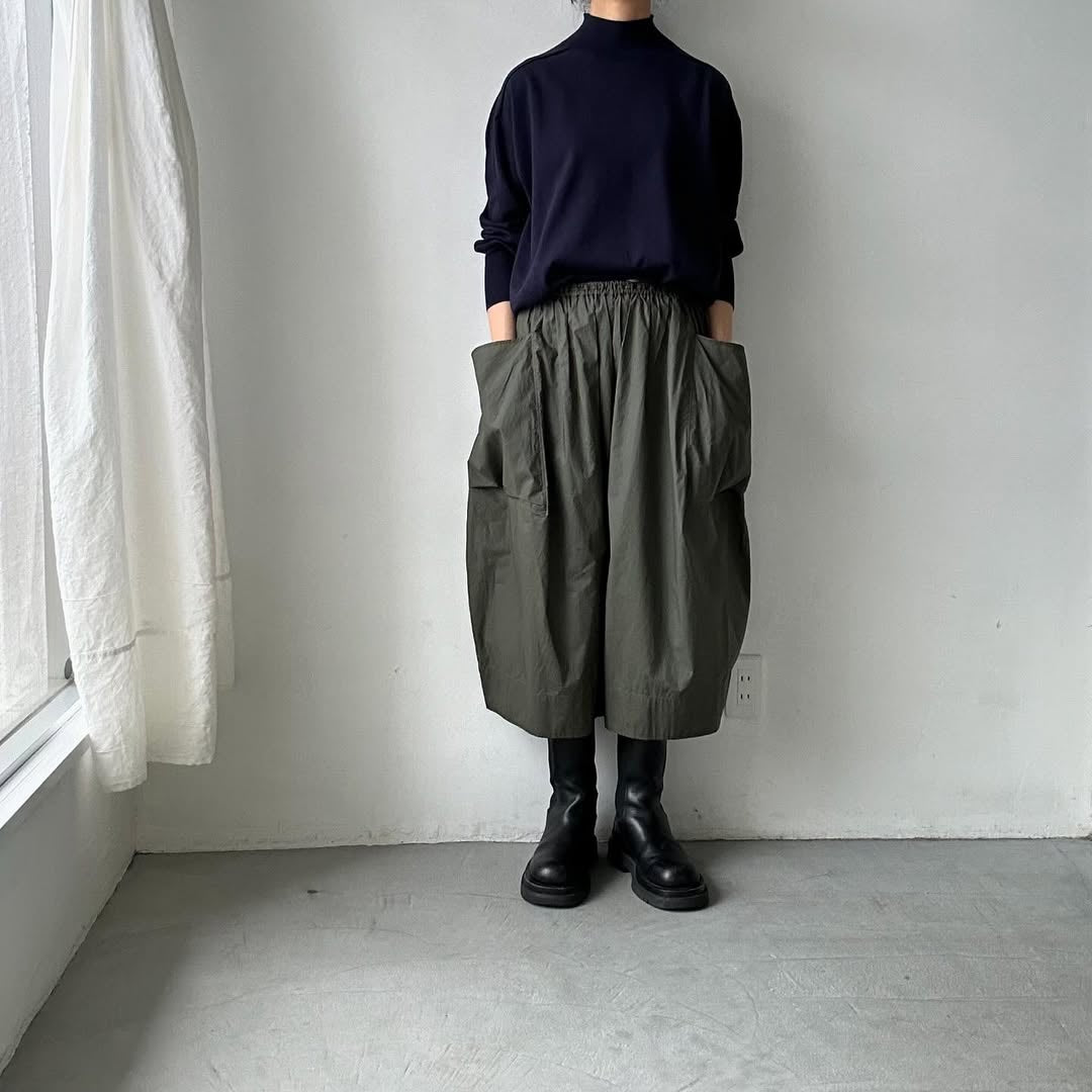 as it is.モックネックコットン長袖ニット