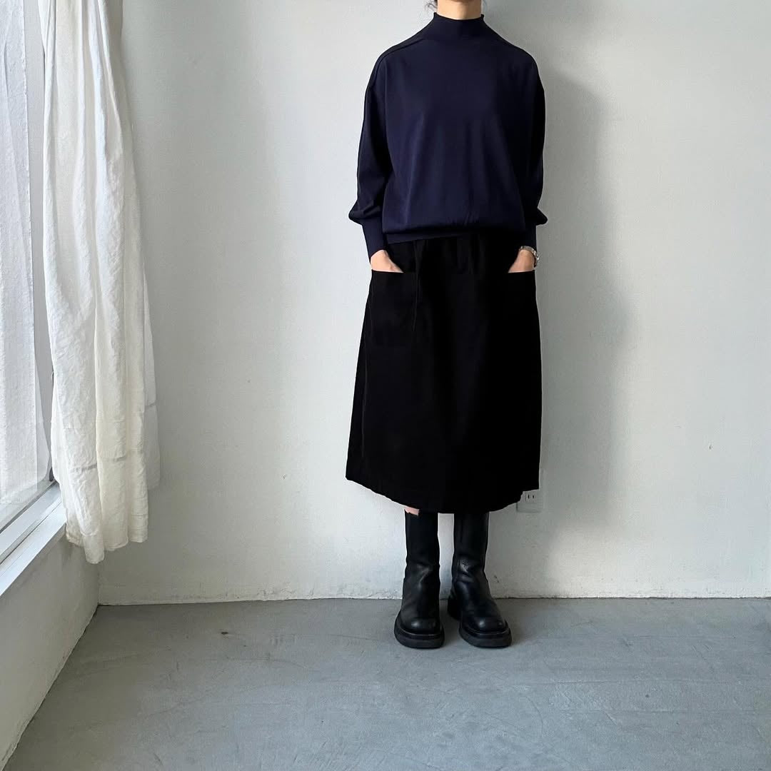 as it is.モックネックコットン長袖ニット