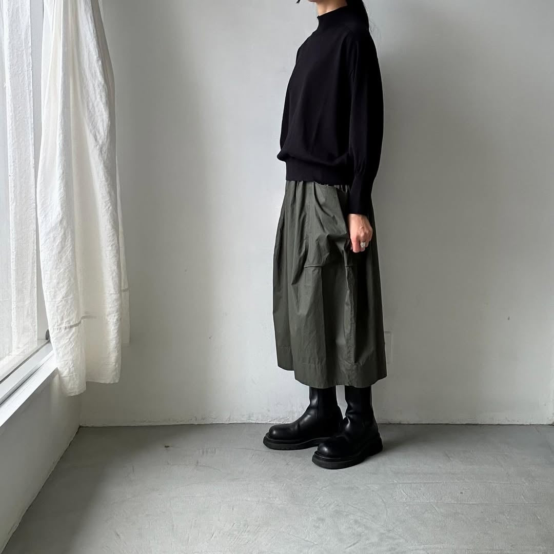 as it is.モックネックコットン長袖ニット