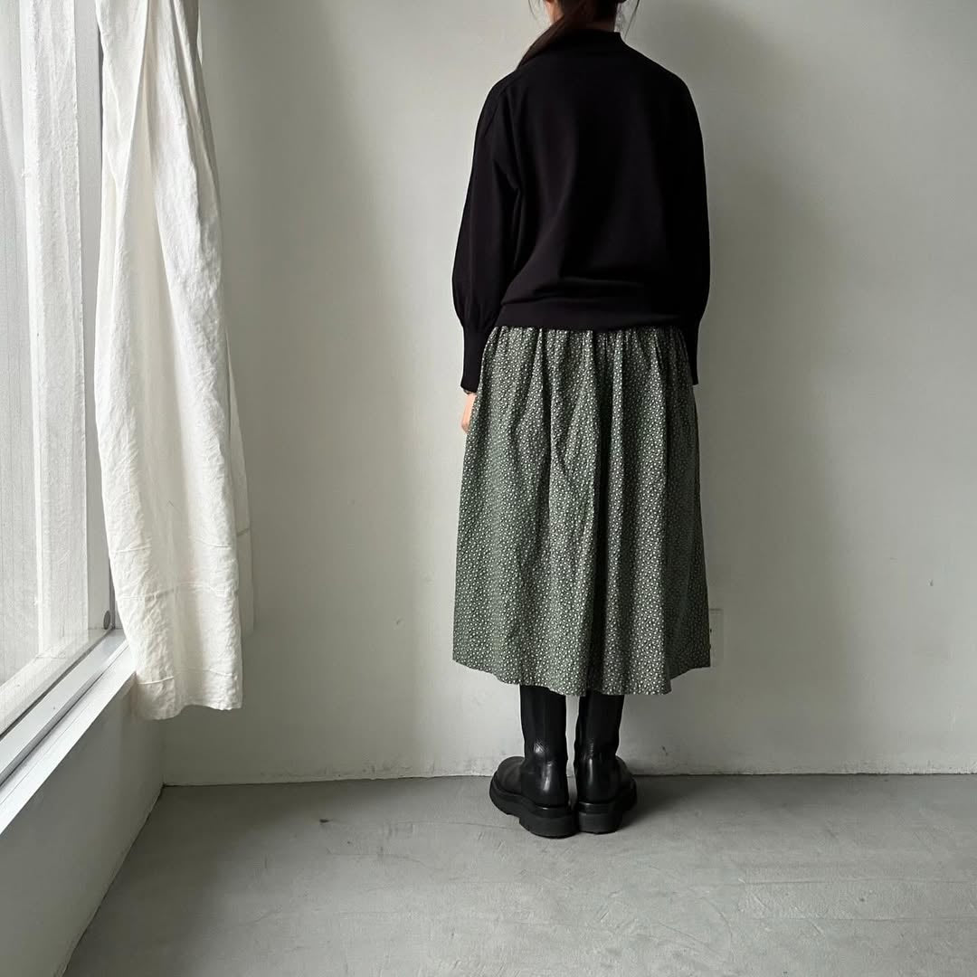 as it is.モックネックコットン長袖ニット