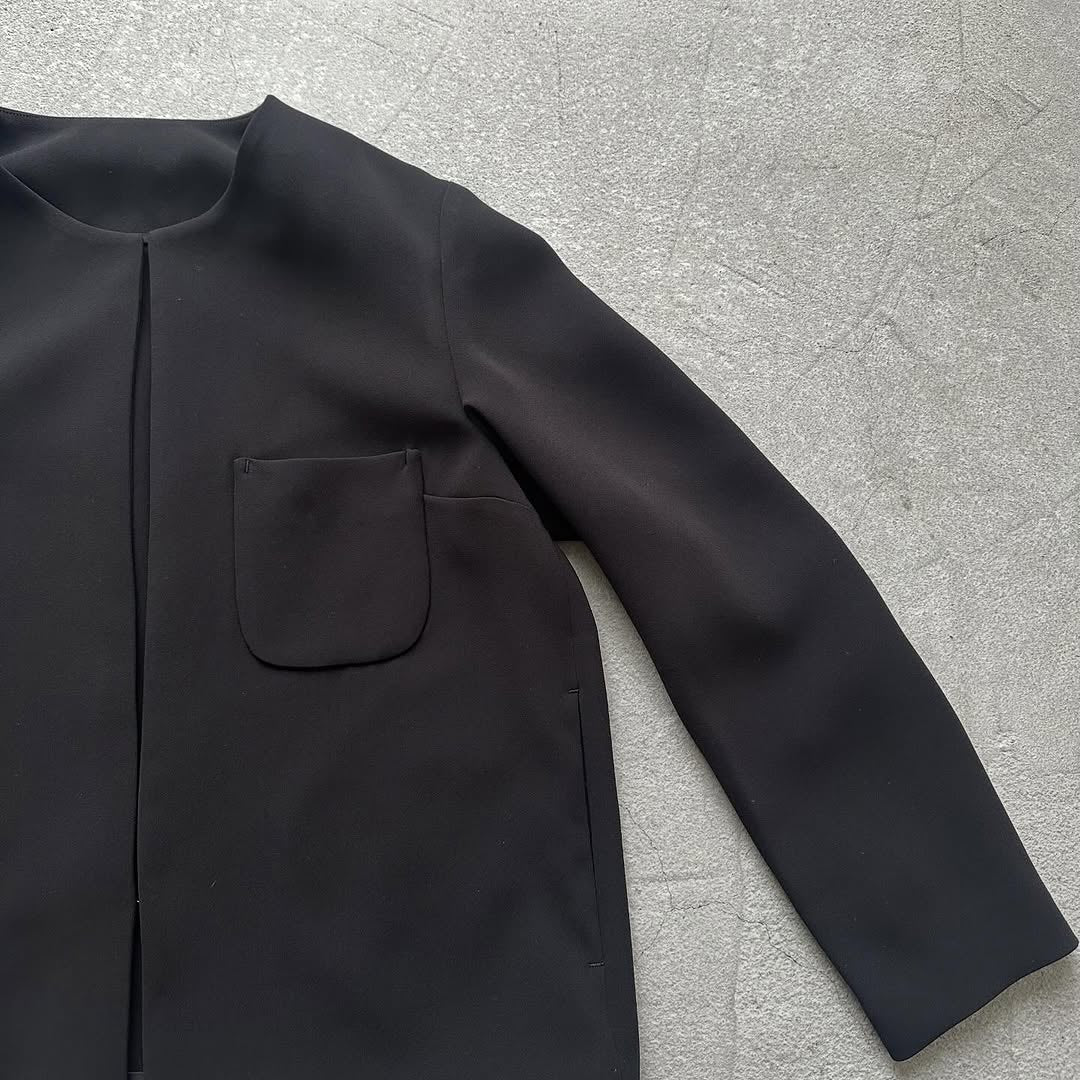 ゴーシュ ストレッチブラックジャケット