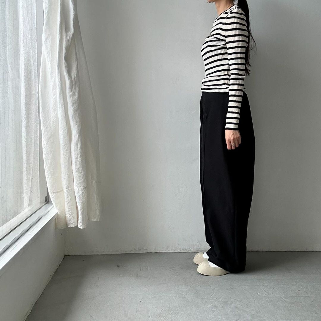 TENNE HANDCRAFTED MODERN カーブパンツ
