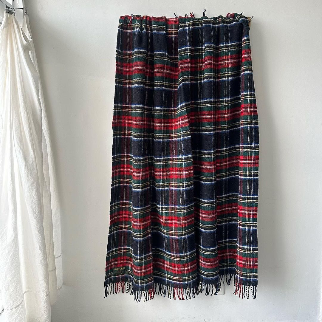 TWEED MILL ウールブランケット
Black stewart