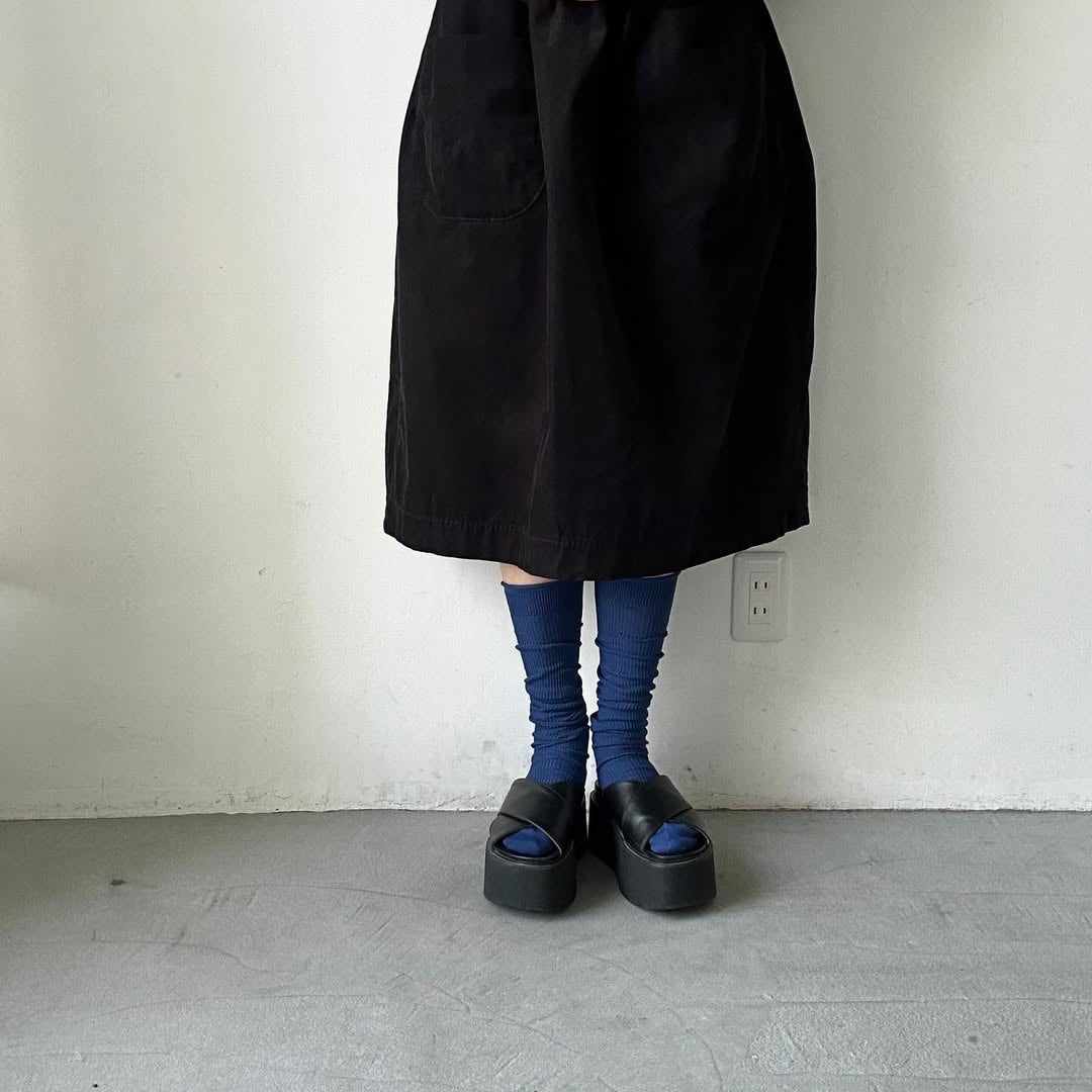 homspun シルケットコットンハイソックス ブルー