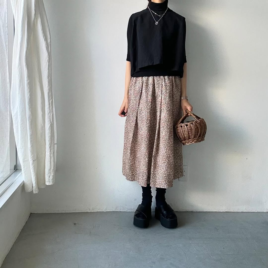 Linenya リバティコットンタックスカート レッド