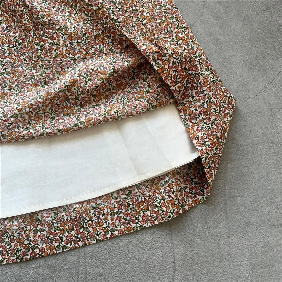Linenya リバティコットンタックスカート レッド