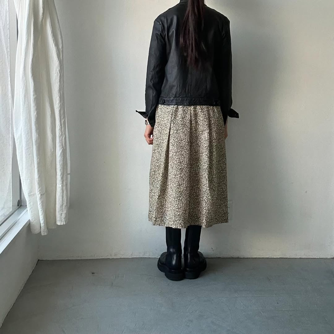 Linenya リバティコットンタックスカート ベージュ