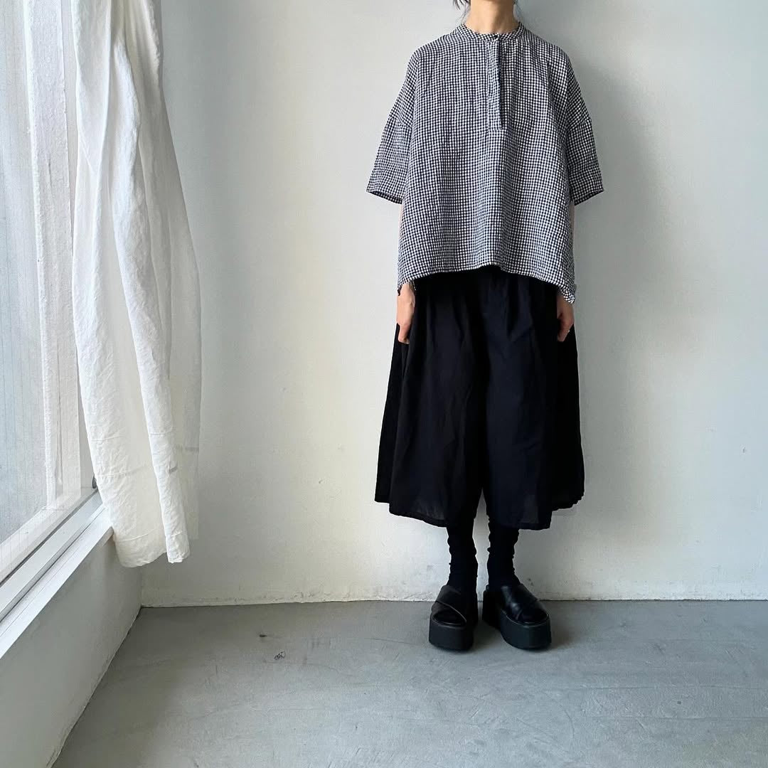 jujudhau ギンガムリネンヘンリーネックプルオーバー