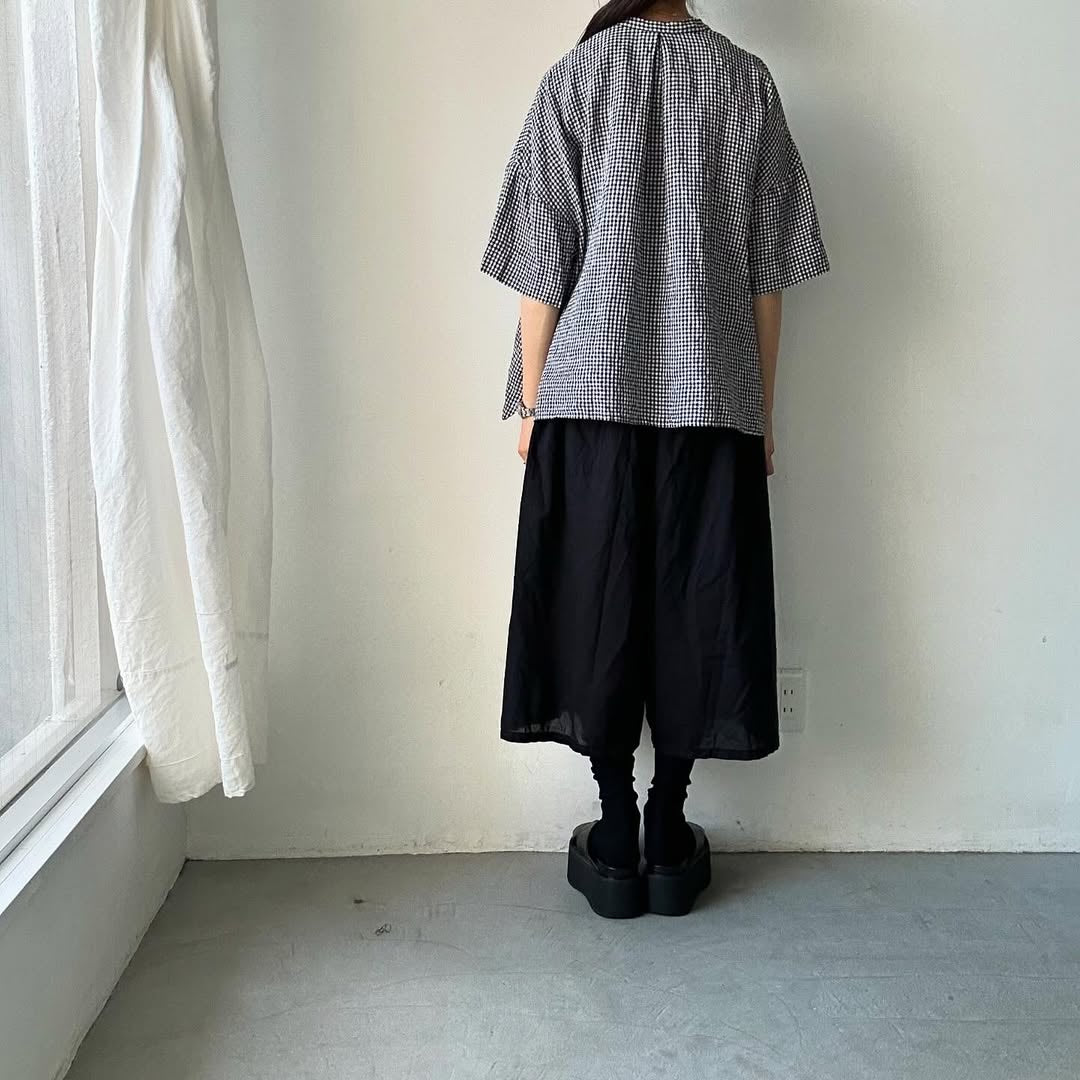 jujudhau ギンガムリネンヘンリーネックプルオーバー