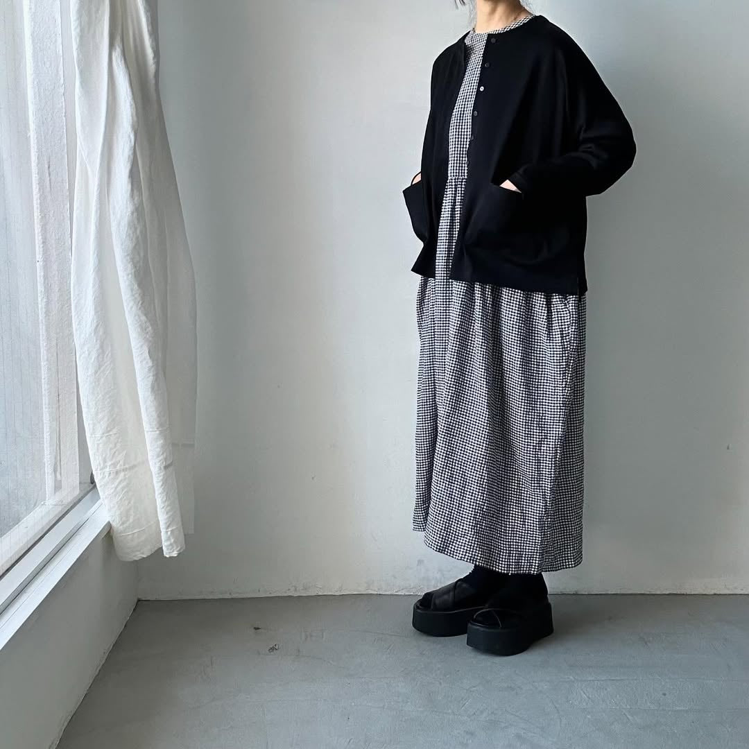 dui jujudhau ボタンカーディガン