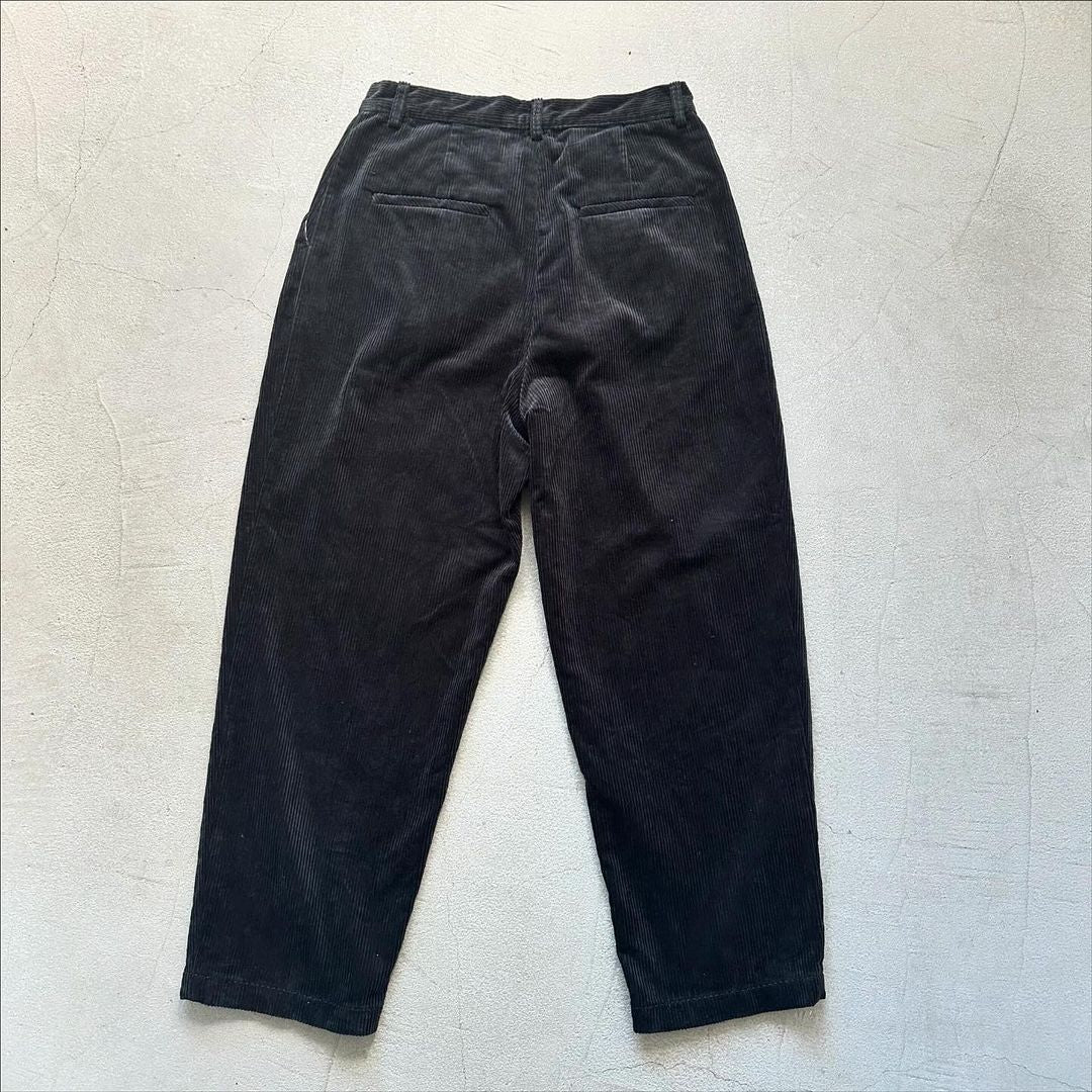 homspun コーデュロイタックパンツ ブラック