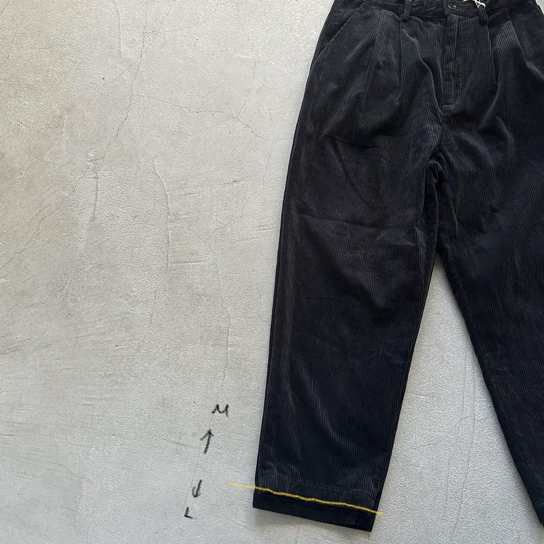 homspun コーデュロイタックパンツ ブラック