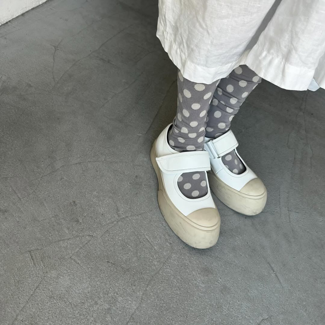 French Bull ボンボンソックス グレー