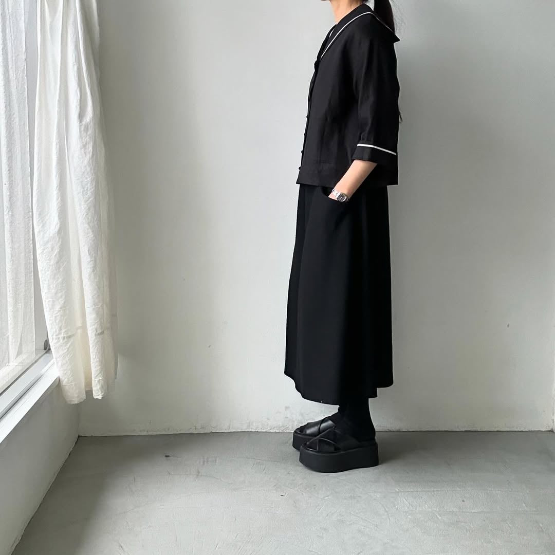 MAGALI キャンバスリネンセーラーカラーブラウス
