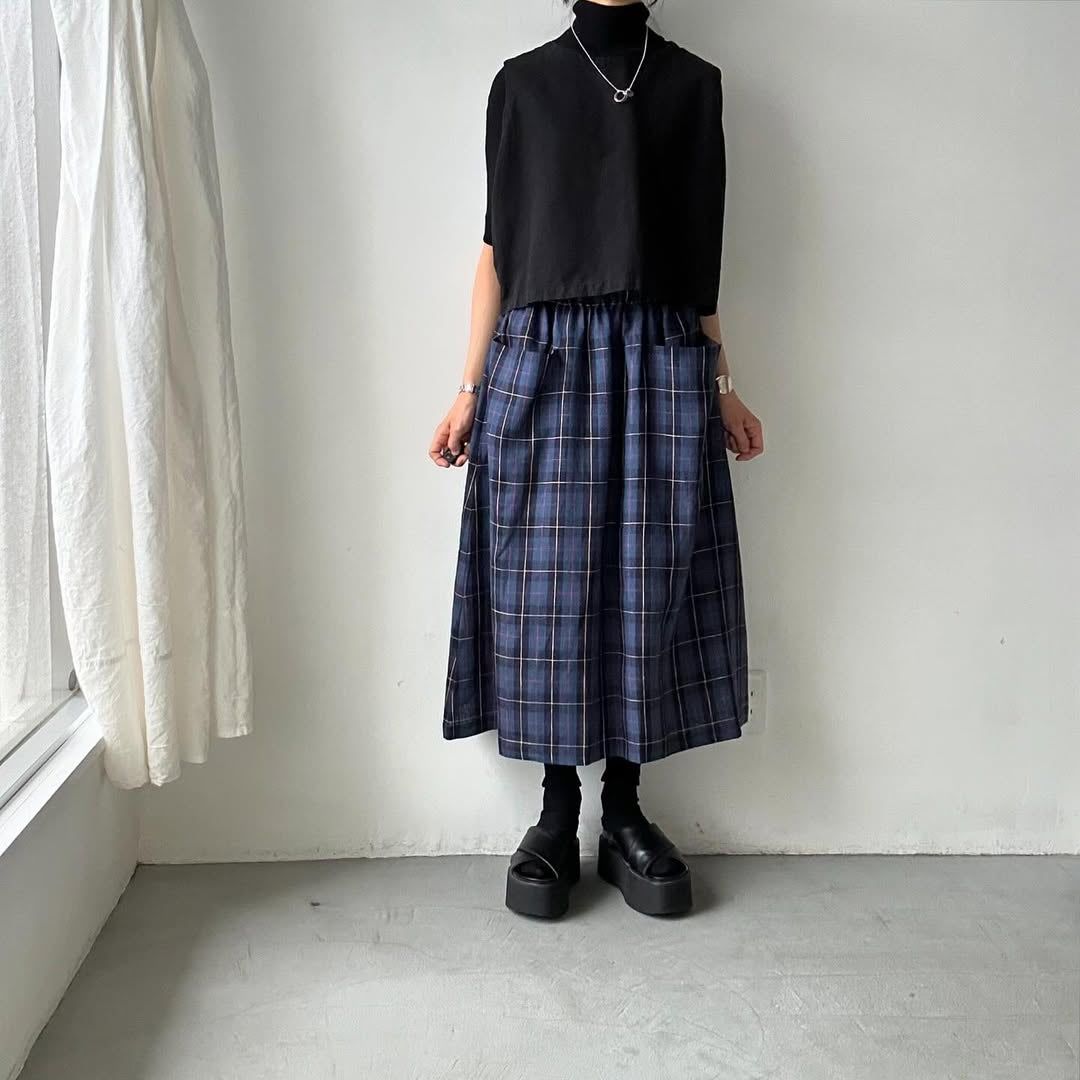atelier naruse リネンタータンチェックカットインポケットスカート