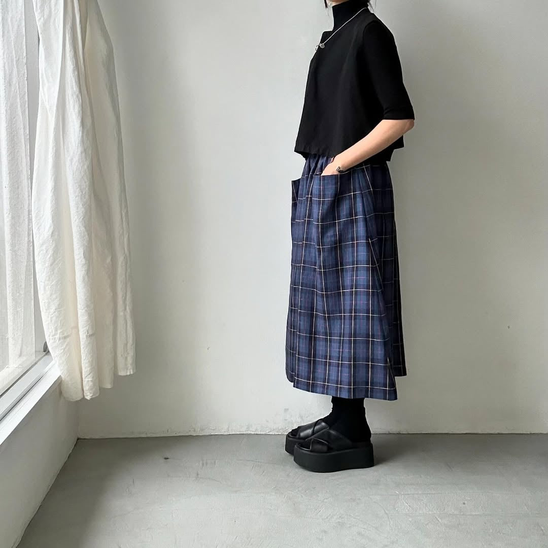 atelier naruse リネンタータンチェックカットインポケットスカート