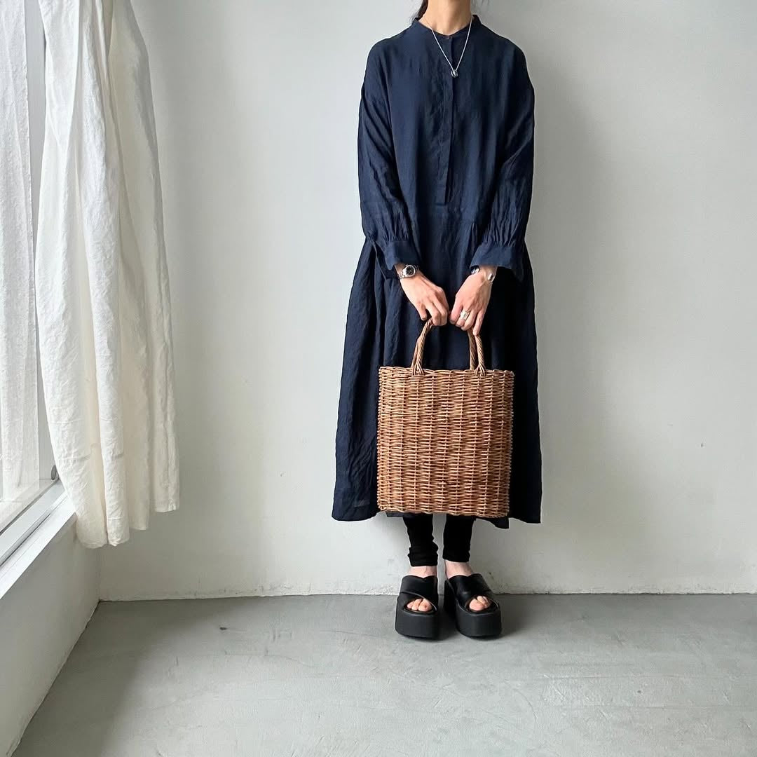 atelier naruse リネンシャツワンピース ネイビー