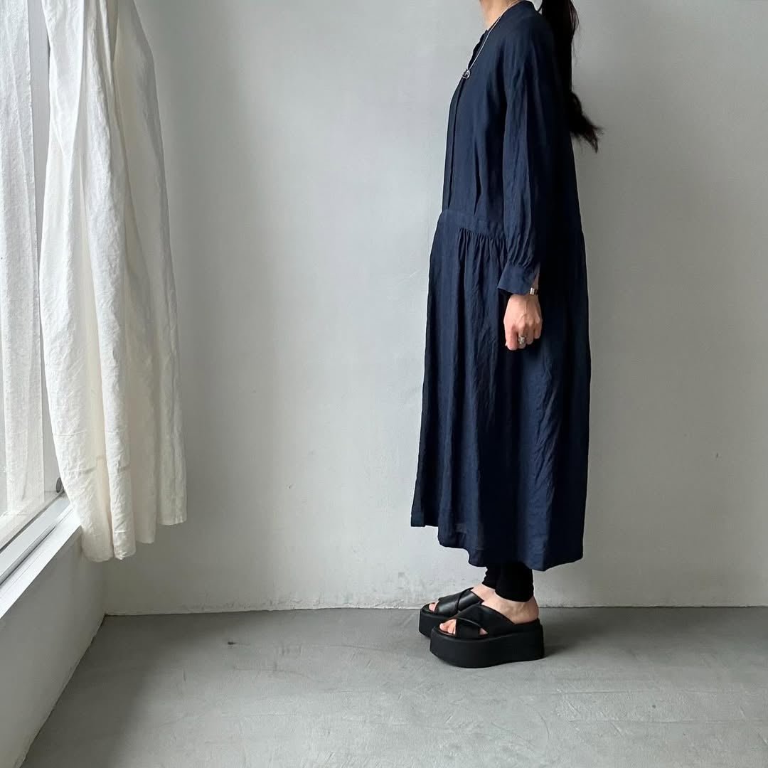 atelier naruse リネンシャツワンピース ネイビー