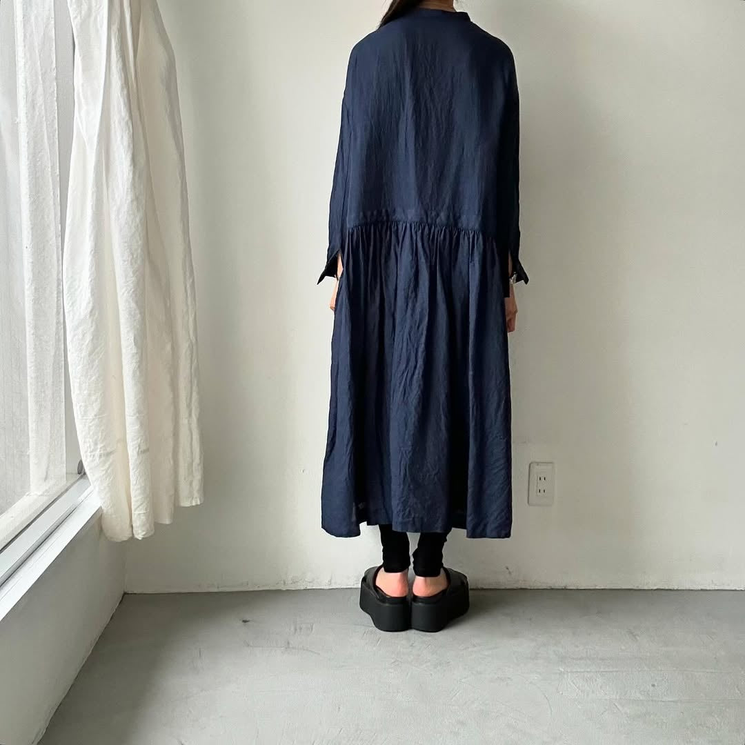 atelier naruse リネンシャツワンピース ネイビー