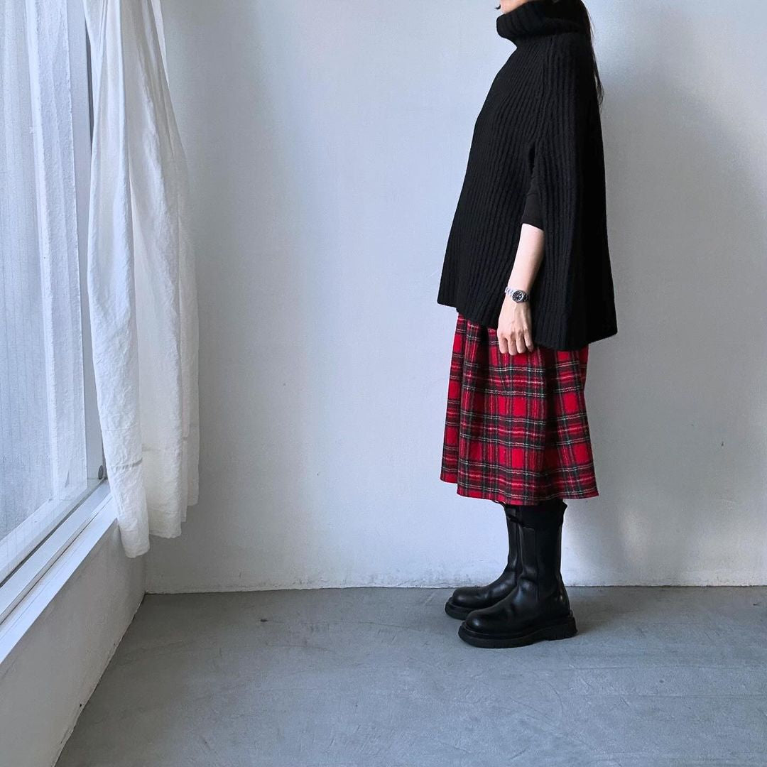 R&D.M.Co ロービングヤーンポンチョ