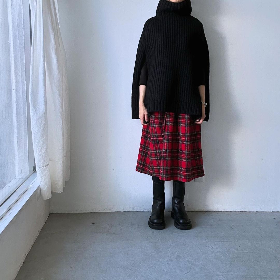 R&D.M.Co ロービングヤーンポンチョ