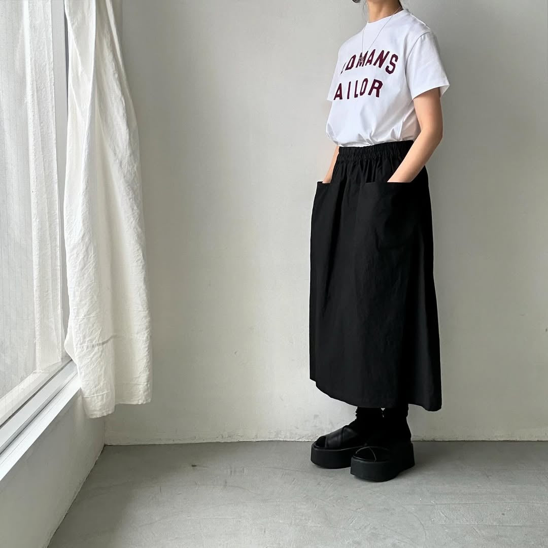 OLDMANS TAILOR OMTフロッキープリントロゴ半袖Tシャツ