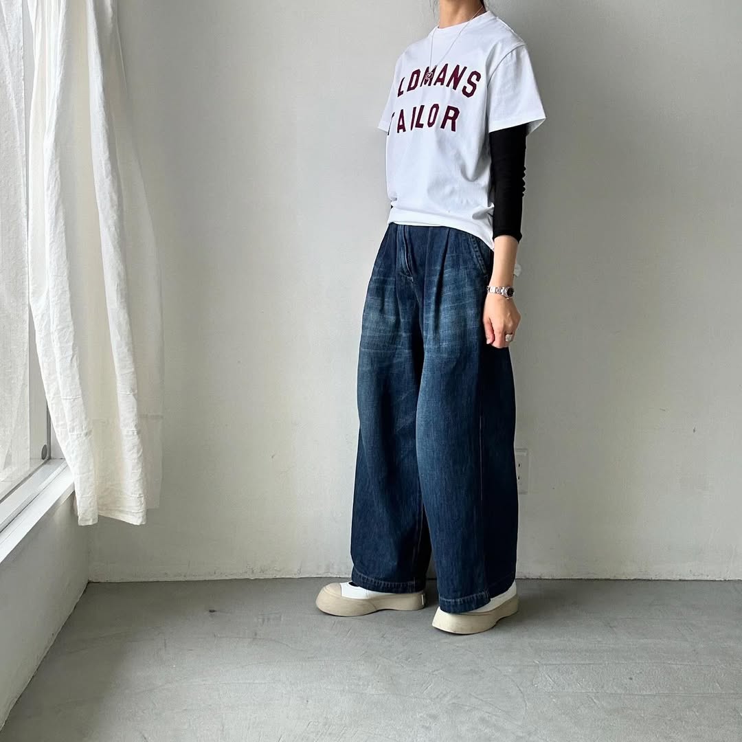 OLDMANS TAILOR OMTフロッキープリントロゴ半袖Tシャツ