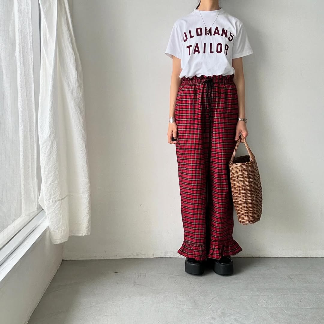 OLDMANS TAILOR OMTフロッキープリントロゴ半袖Tシャツ