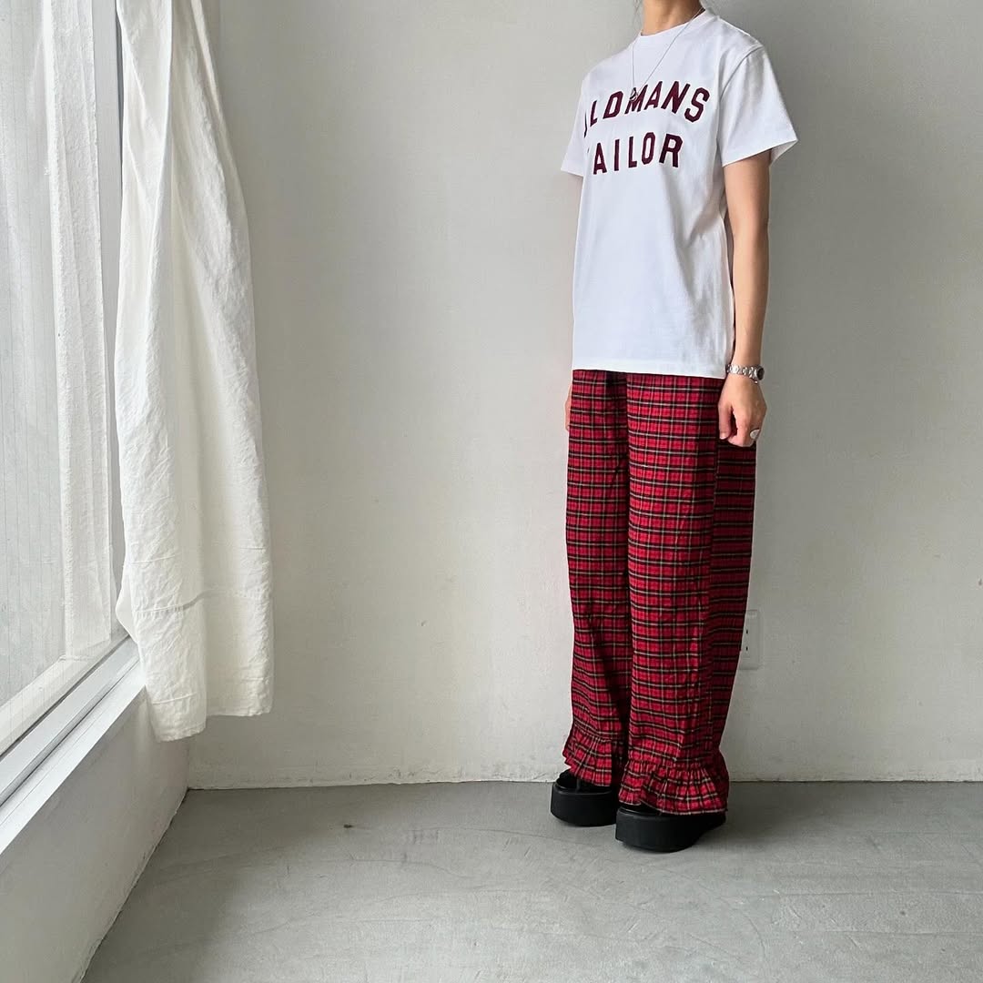 OLDMANS TAILOR OMTフロッキープリントロゴ半袖Tシャツ