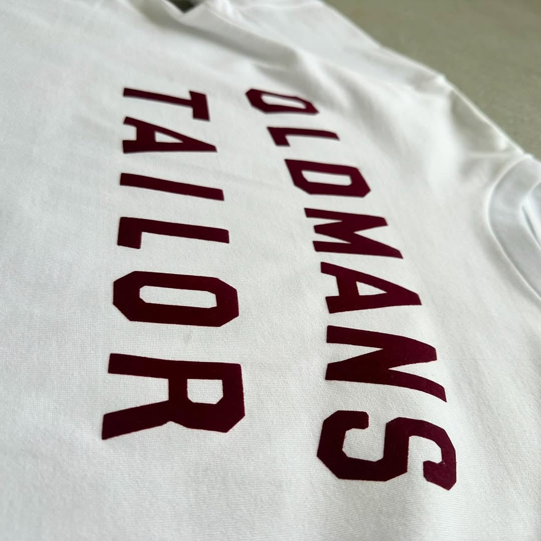 OLDMANS TAILOR OMTフロッキープリントロゴ半袖Tシャツ