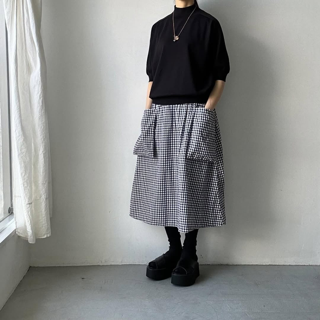 as it is モックネックコットン5分袖ニット ブラック