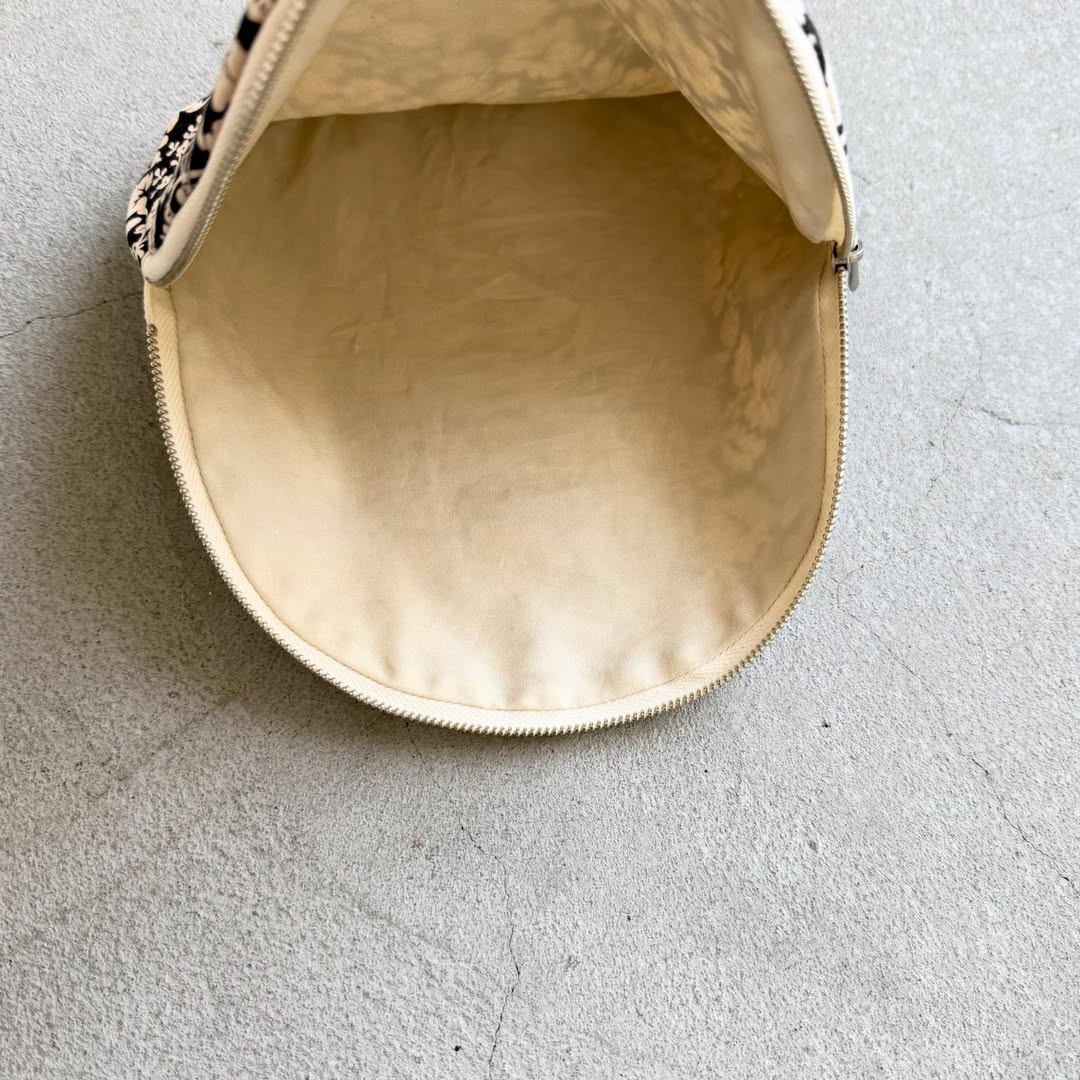 R&D.M.Co  ワイルドベリーサークルポーチ