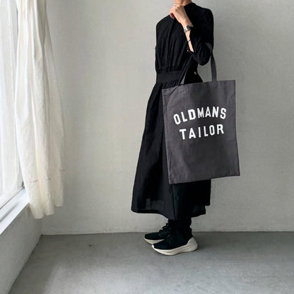 OLDMANS TAILOR  OMTプリントトートバッグ　チャコール