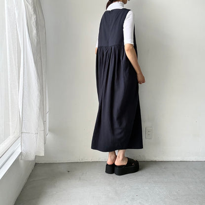 TENNE HANDCRAFTED MODERN ビスコースリネンノースリーブコクーンドレス