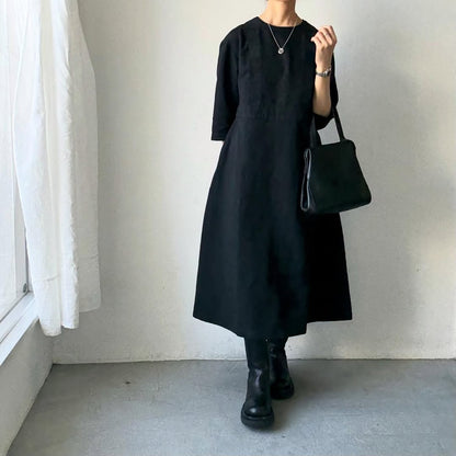 MAGALI ハイカウントコットンリネングレースドレス　ブラック